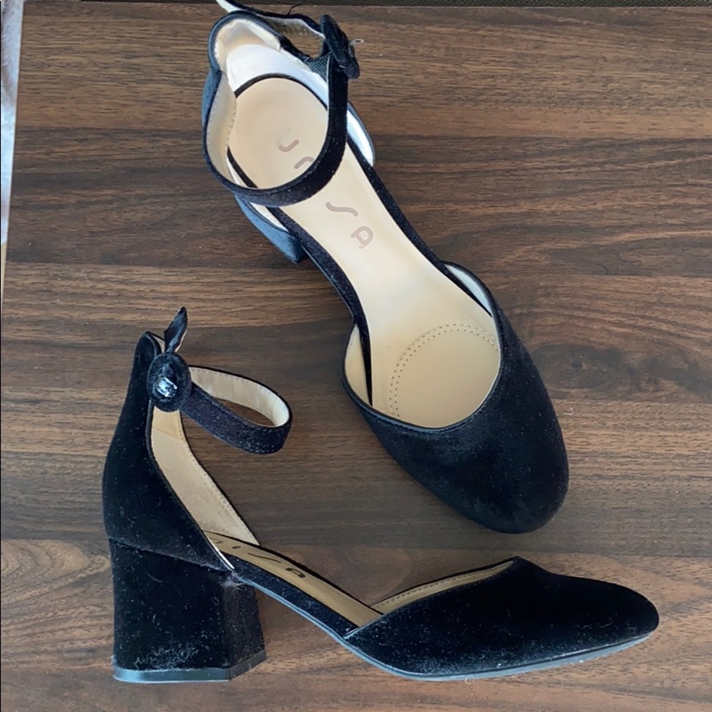 Unisa black velvet block heeel